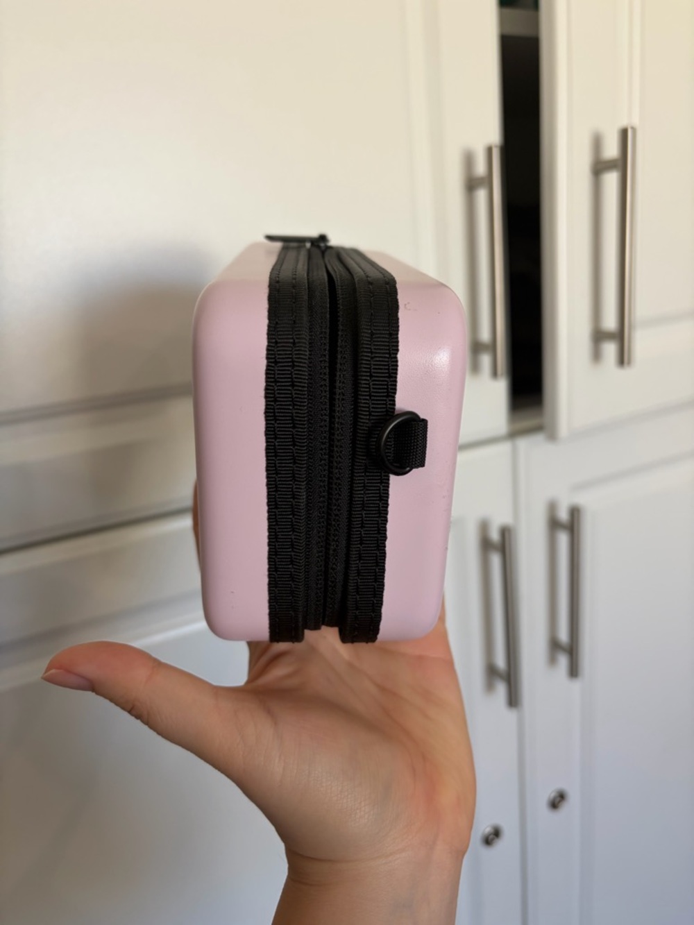 Compact Pink Hard-Shell Carry Case - Picture 3 of 11